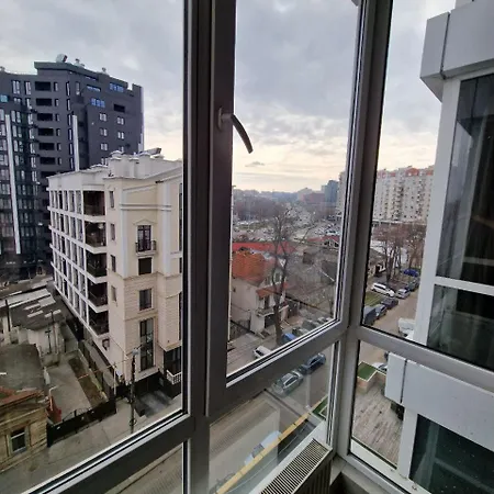 Ultra Center 2 Apartment Chisinau Exterior photo